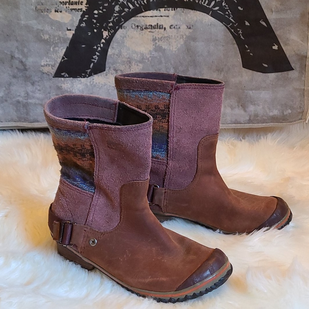 Sorel Southwestern Slimshortie